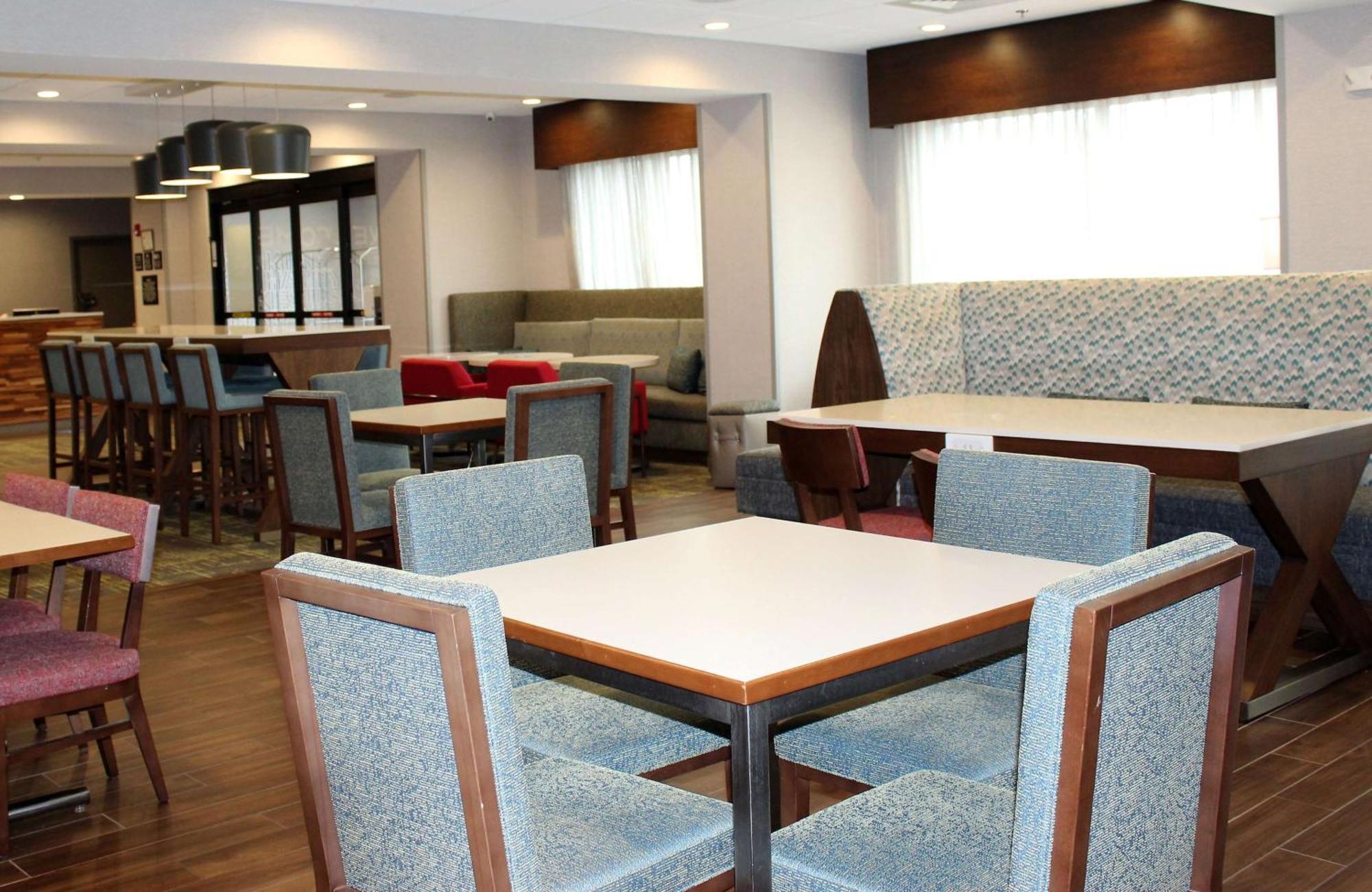 Hampton Inn Лексингтън Екстериор снимка